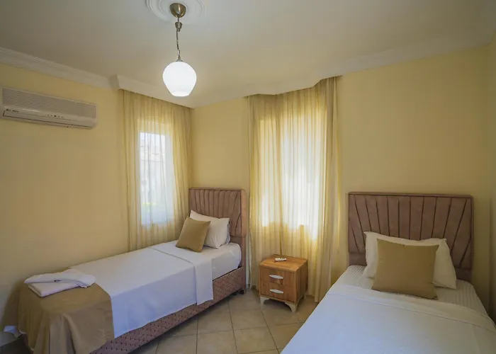 Sunset Club Aqualettings Pearl 4 Villa