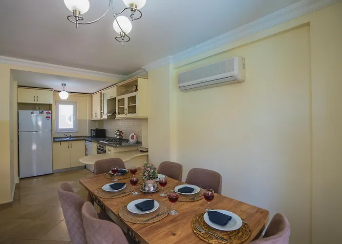 Sunset Club Aqualettings Pearl 4 Villa *